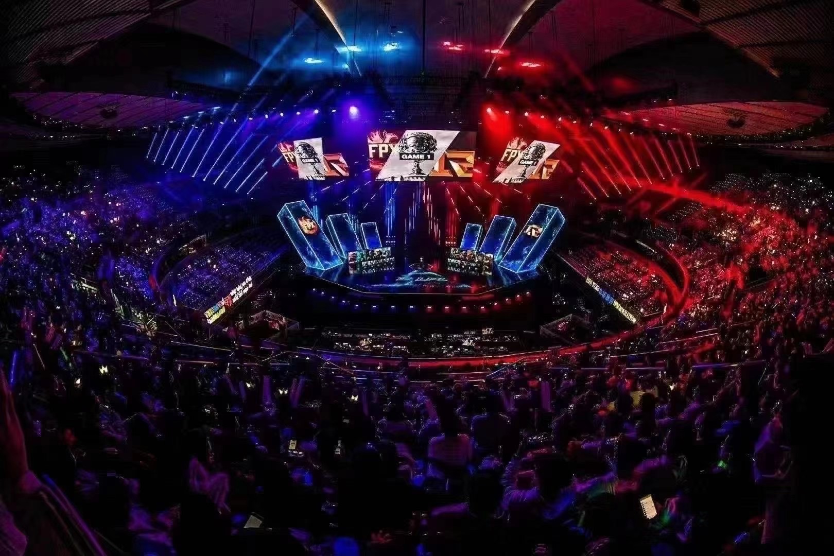 瑞士轮赛制重塑冠军争夺战：强队提前交锋，T1与GEN展现统治力，瑞士轮全胜队伍夺冠概率超60-比分网